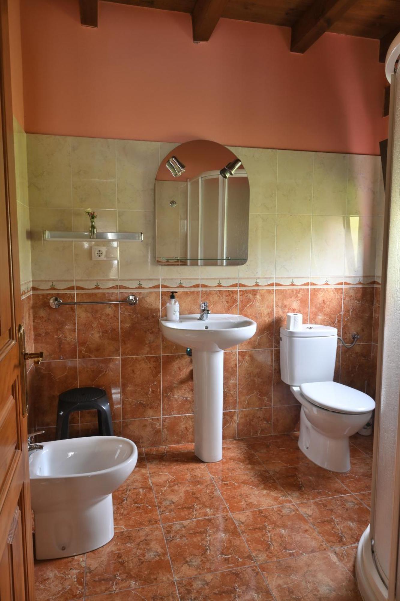 Apartamentos Aires De Avin - Onis מראה חיצוני תמונה